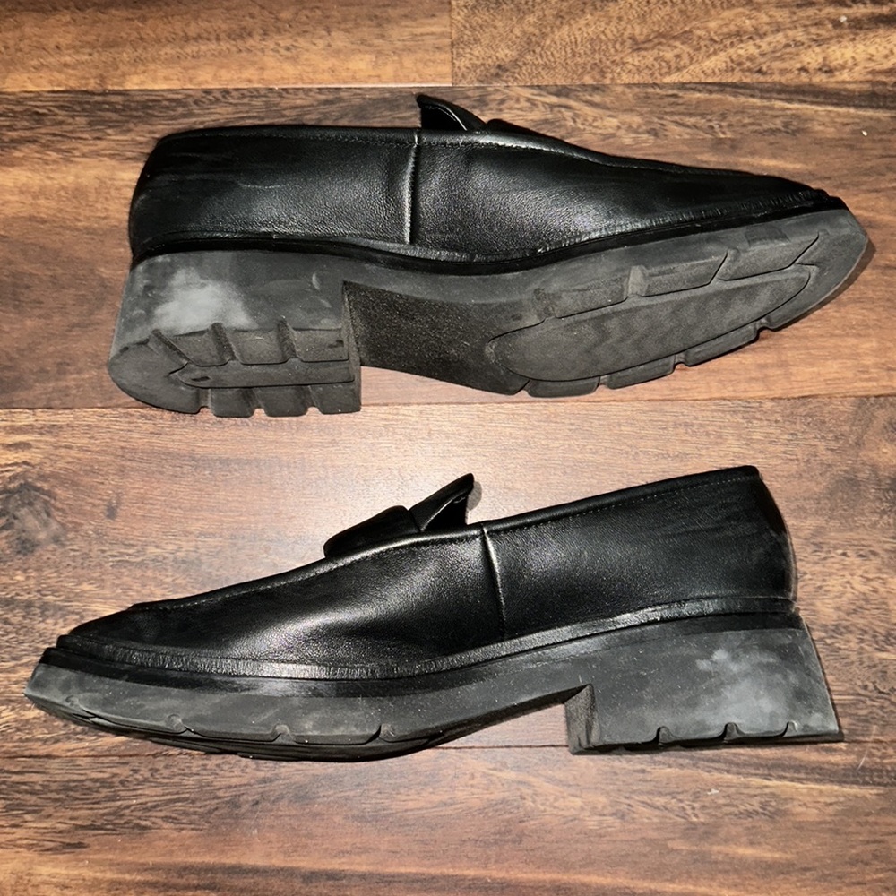 Vince Robin Penny Leather Loafers in Size 10 - Picture 8 of 8